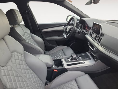 Used 2019 Audi SQ5 Premium Plus w/ Premium Plus Package image 15