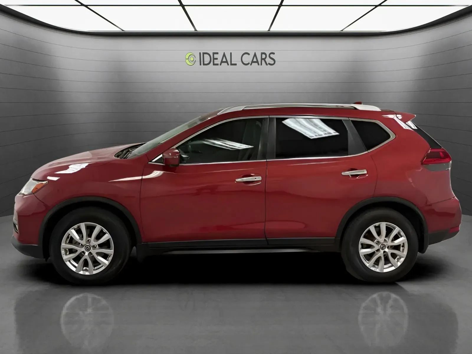 Used 2018 Nissan Rogue SV w/ Premium Package FWD image 8