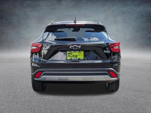 New 2026 Chevrolet Trax LT image 5