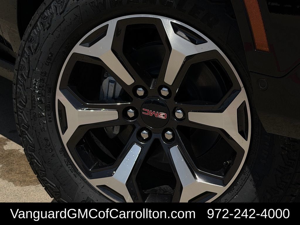 New 2026 GMC Yukon AT4 Ultimate w/ LPO, Floor Liner Package AWD/4WD image 9
