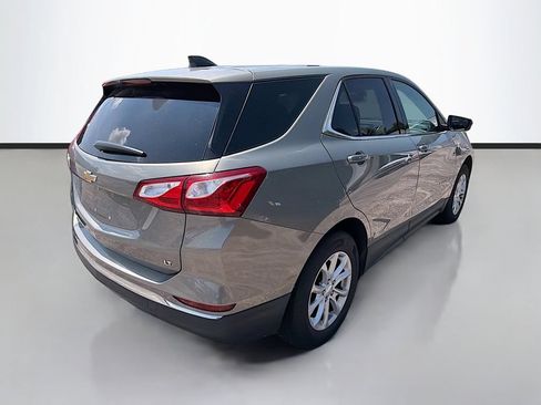 Used 2018 Chevrolet Equinox LT FWD image 8