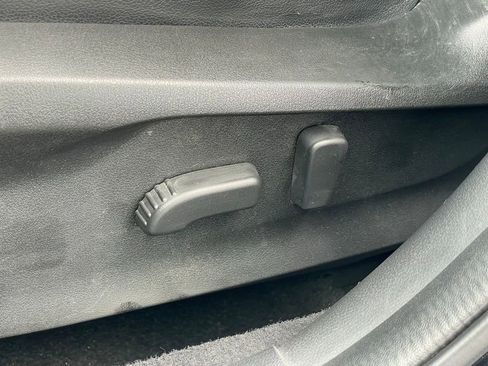 Used 2022 Subaru Crosstrek 2.5i Limited image 13