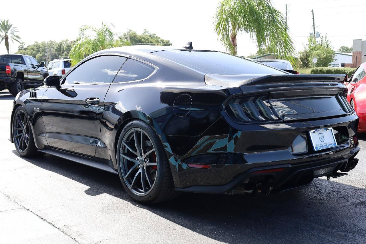 Used 2021 Ford Mustang GT Premium w/ GT Performance Package RWD image 3