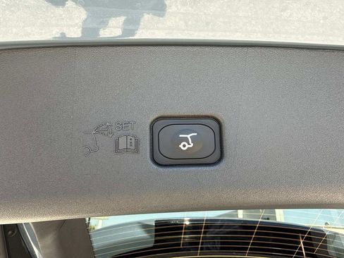 New 2026 Lincoln Nautilus Premier w/ Equipment Group 102A AWD/4WD image 12