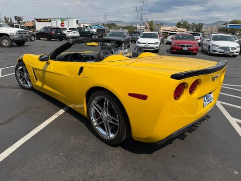 Used 2007 Chevrolet Corvette Convertible w/ Preferred Equipment Group RWD image 9