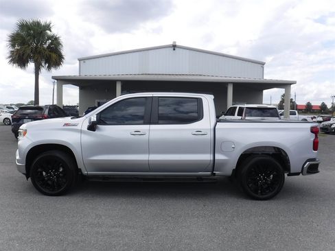 Used 2022 Chevrolet Silverado 1500 LT w/ Z71 Off-Road Package image 1