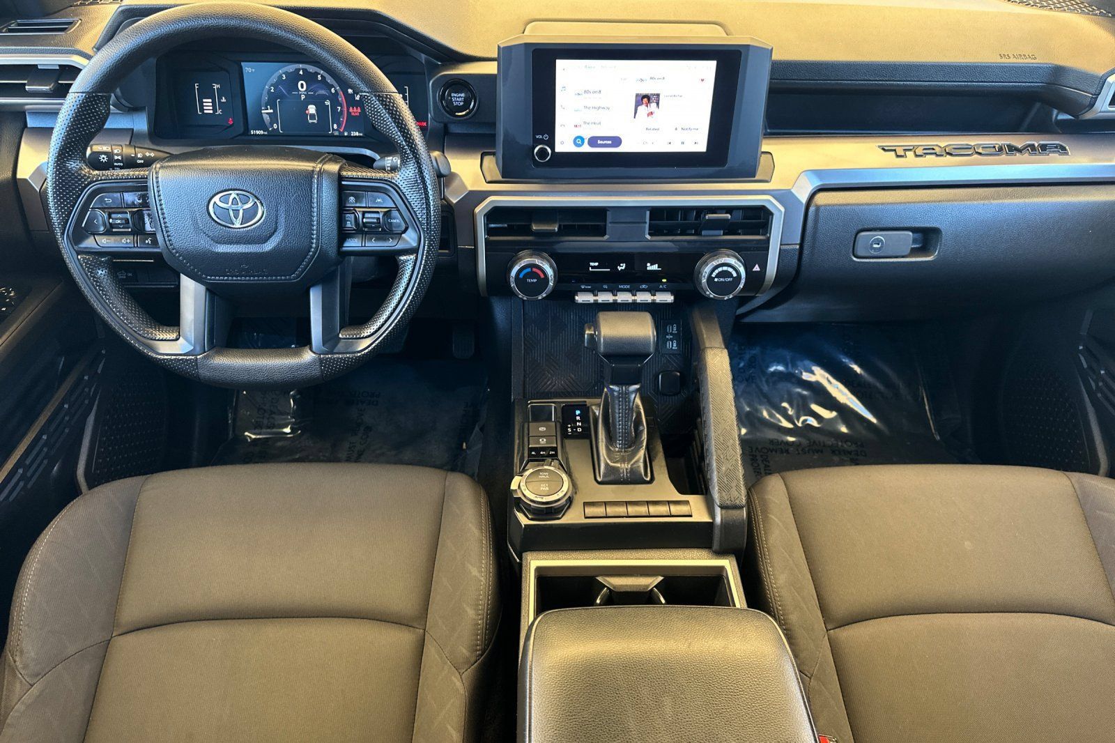 Used 2024 Toyota Tacoma SR5 AWD/4WD image 16