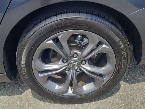 Certified 2024 Honda Accord EX image 8