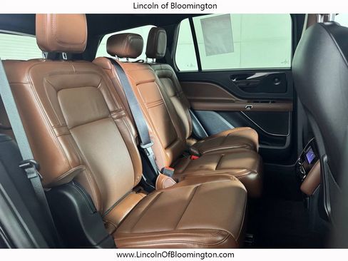 Used 2025 Lincoln Aviator Reserve w/ Illumination Package AWD/4WD image 12