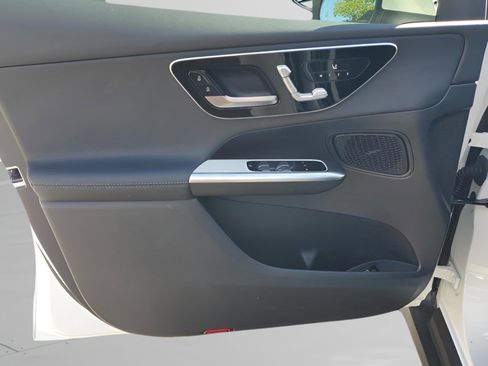 Certified 2025 Mercedes-Benz GLC 300 300 image 31