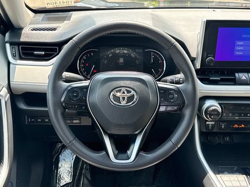 Used 2025 Toyota RAV4 XLE w/ Convenience Package AWD/4WD image 14