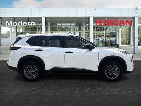 Certified 2024 Nissan Rogue S AWD/4WD image 6