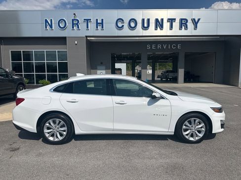 Used 2024 Chevrolet Malibu LT FWD image 1