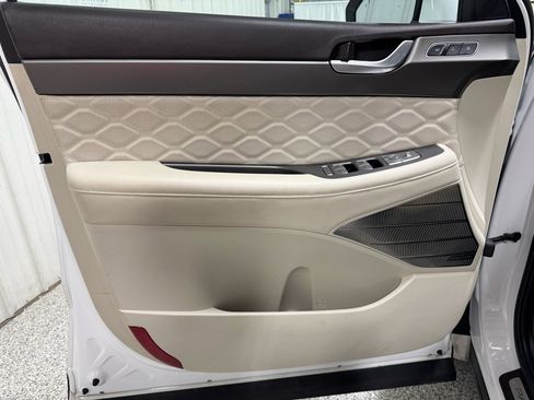 Used 2020 Hyundai Palisade Limited image 18