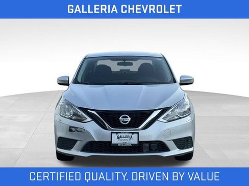 Used 2019 Nissan Sentra S FWD image 3