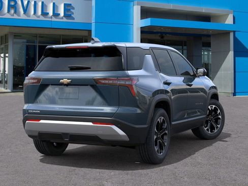 New 2026 Chevrolet Equinox LT w/ Convenience Package II FWD image 4