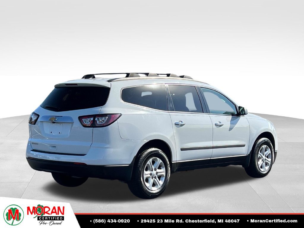 Used 2017 Chevrolet Traverse LS FWD image 5