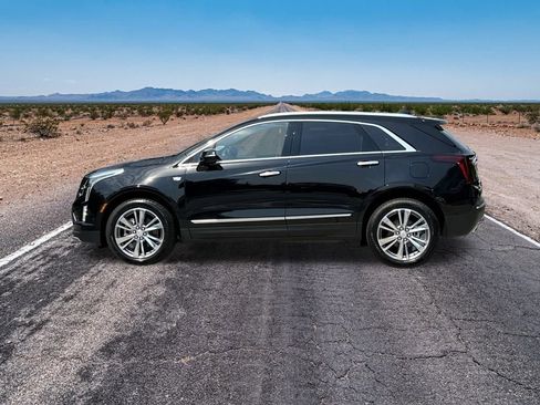 Used 2025 Cadillac XT5 Premium Luxury w/ Technology Package image 15