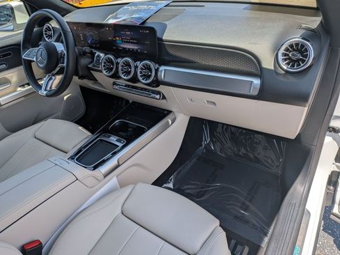 Certified 2024 Mercedes-Benz EQB 300 4MATIC image 23