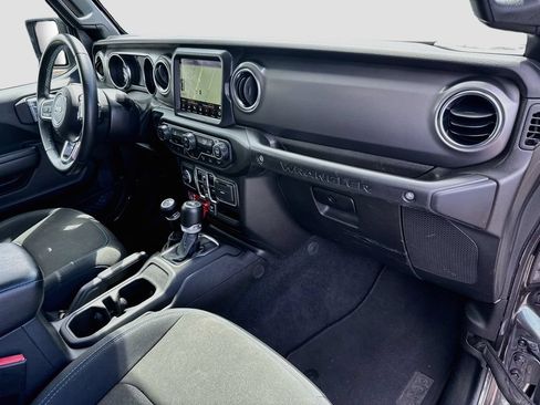 Used 2022 Jeep Wrangler Unlimited Rubicon 4xe w/ Safety Group AWD/4WD image 34