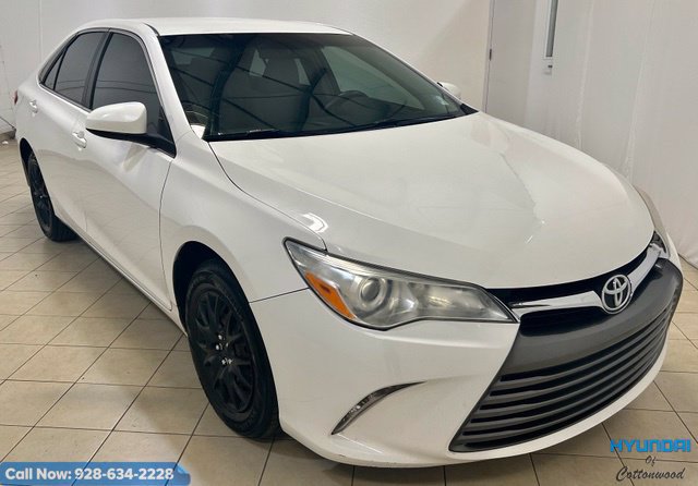 Used 2017 Toyota Camry LE FWD image 7