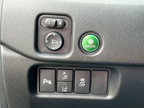 Used 2025 Honda Passport EX-L image 10