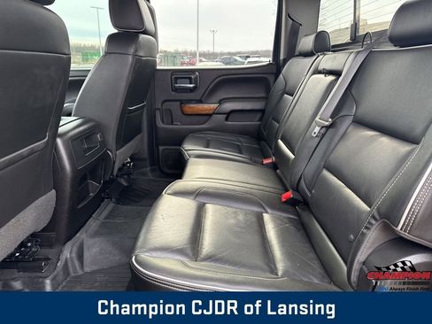 Used 2019 Chevrolet Silverado 2500 High Country w/ Duramax Plus Package image 38