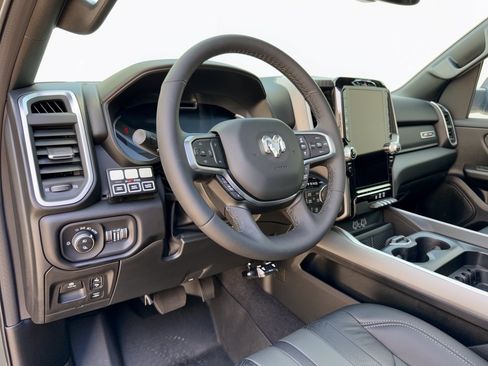Used 2026 RAM 1500 Big Horn AWD/4WD image 4