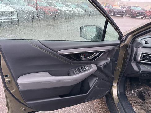 Used 2023 Subaru Outback Onyx Edition w/ Popular Package #2 image 10