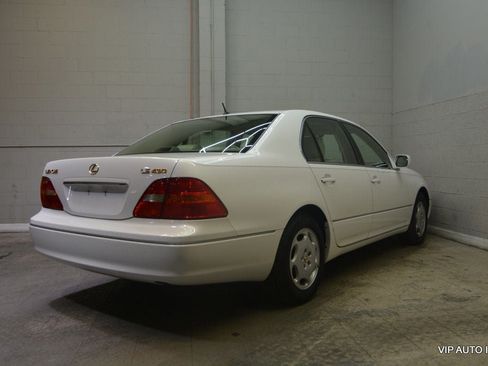 Used 2001 Lexus LS 430 RWD image 28