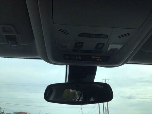 Used 2022 GMC Terrain AT4 w/ Infotainment Package II image 16