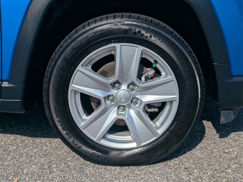 Used 2022 Jeep Compass Latitude image 27