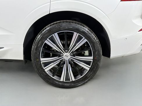 Certified 2023 Volvo XC60 B5 Plus w/ Protection Package Premier image 31