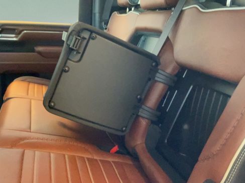 Used 2025 GMC Sierra 2500 Denali Ultimate w/ Max Trailering Package AWD/4WD image 33