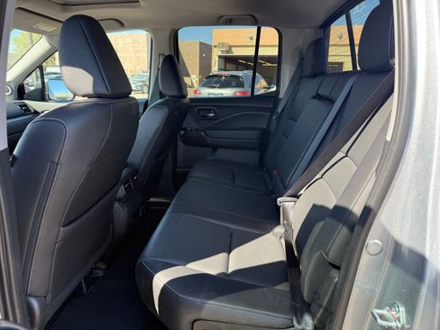 Used 2025 Honda Ridgeline RTL image 11