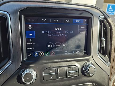 Used 2022 GMC Sierra 2500 Denali image 30