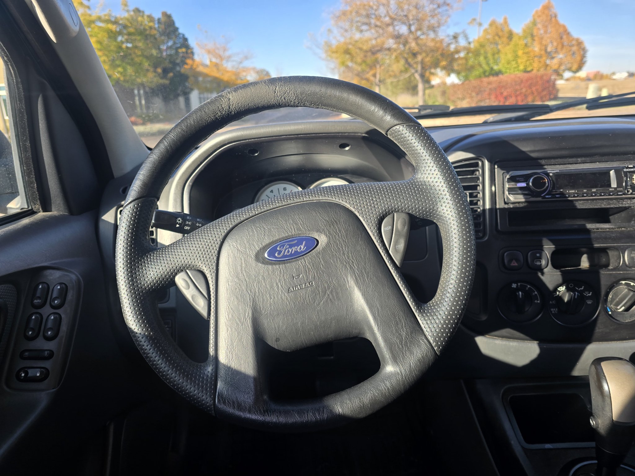 Used 2006 Ford Escape XLS FWD image 25