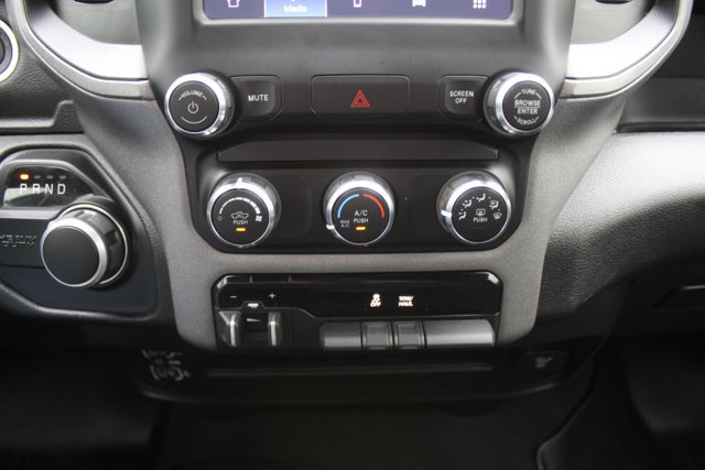 Used 2024 RAM 2500 Tradesman w/ Chrome Appearance Group AWD/4WD image 31