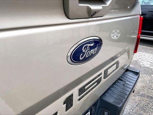Used 2018 Ford F150 Lariat image 34