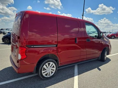 Used 2019 Nissan NV200 SV w/ Navigation Package FWD image 5