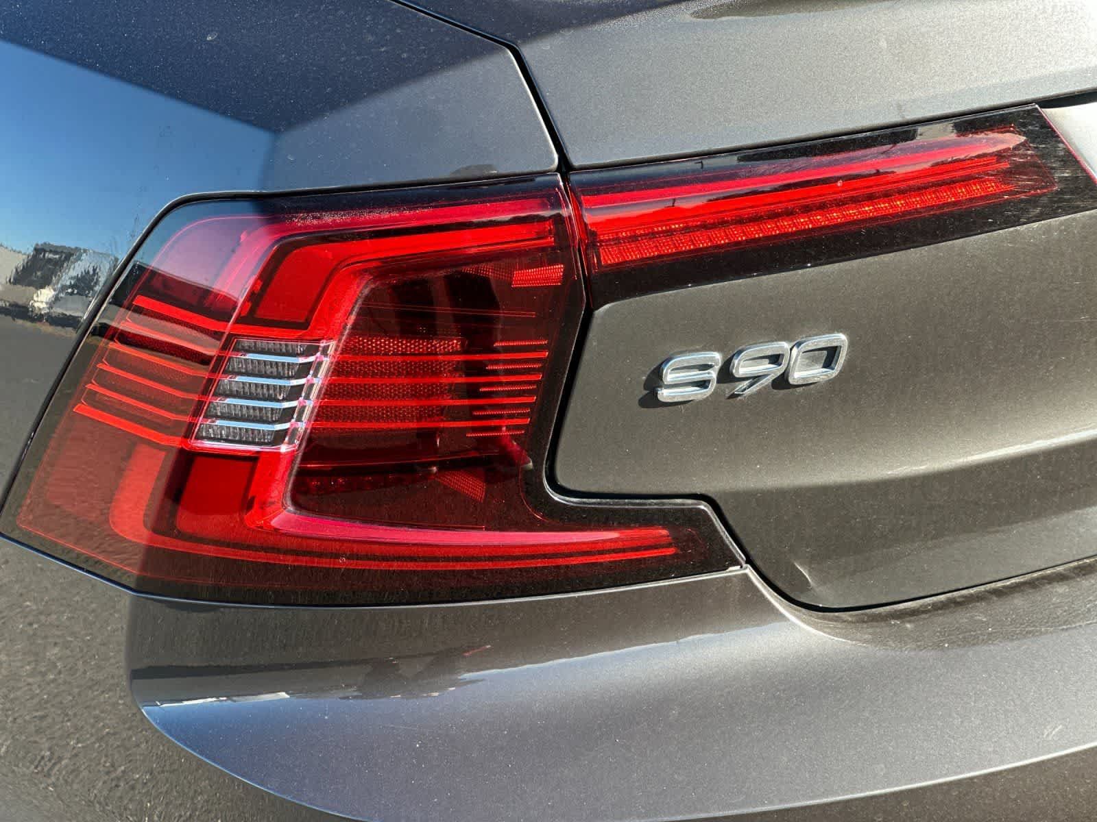 Used 2023 Volvo S90 B6 Plus w/ Protection Package Premier AWD/4WD image 27