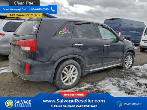 Used 2015 Kia Sorento LX image 4