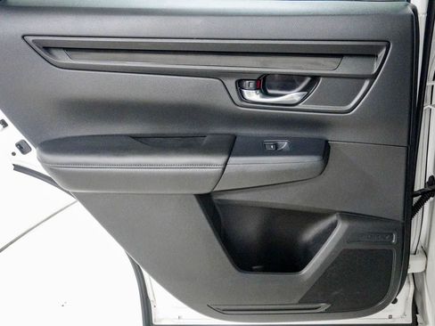 Certified 2025 Honda CR-V EX image 34