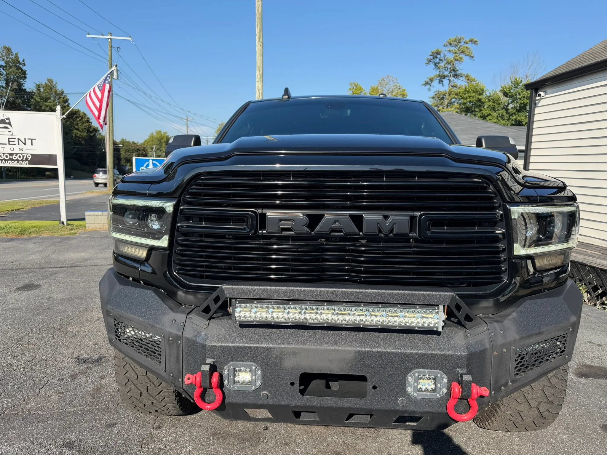 Used 2020 RAM 2500 Big Horn w/ Level 2 Equipment Group AWD/4WD image 2