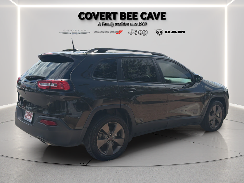 Used 2017 Jeep Cherokee 75th Anniversary FWD image 10
