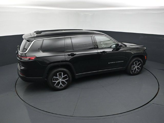 Used 2025 Jeep Grand Cherokee L Limited w/ Trailer Tow Package AWD/4WD image 18
