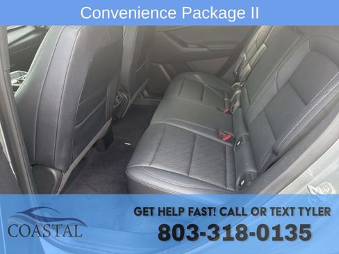 Used 2025 Chevrolet Equinox LT w/ Convenience Package II image 6