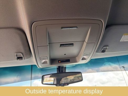 Used 2018 Chevrolet Silverado 1500 LT image 18