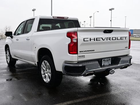 Used 2022 Chevrolet Silverado 1500 LTZ w/ Z71 Off-Road Package image 6