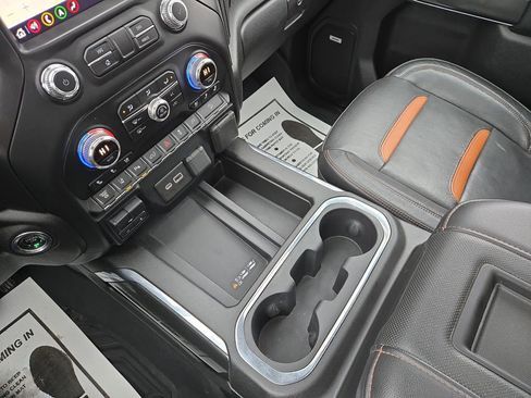 Used 2020 GMC Sierra 2500 AT4 w/ AT4 Premium Package image 26
